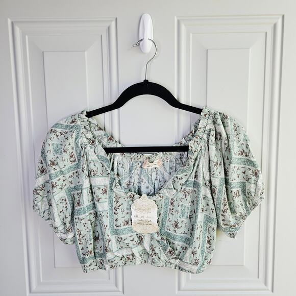 New NWT Altar'd State Wrap Crop Top Size Small Sage Green Peasant Cottage Teen - Picture 2 of 10